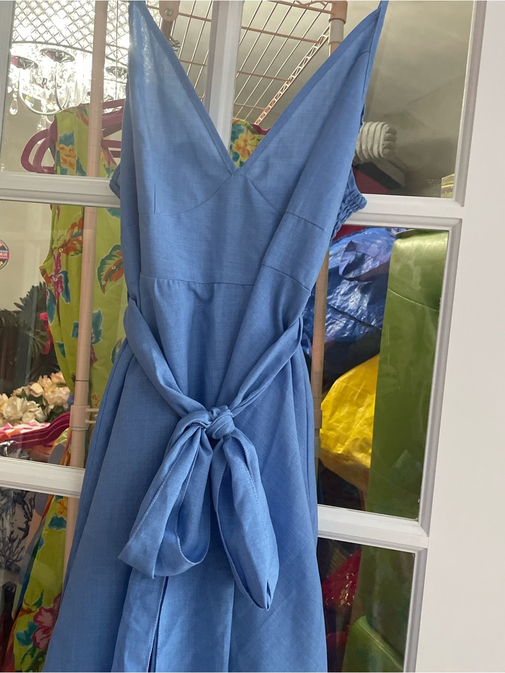 SHEIN Blue Sleeveless V-Neck Dress with Tie-Back Bow